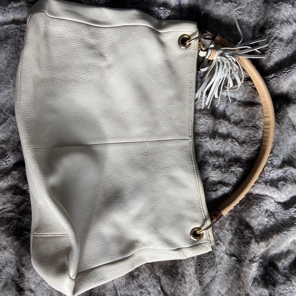 Bags - Picture 2 of 7